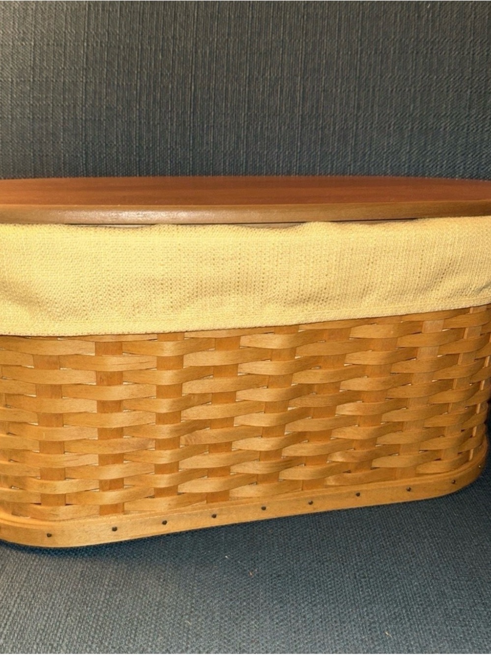 Longaberger 2002 Sm Work Load Basket w/ WoodCrafts Lid, 2 Liners and Protector